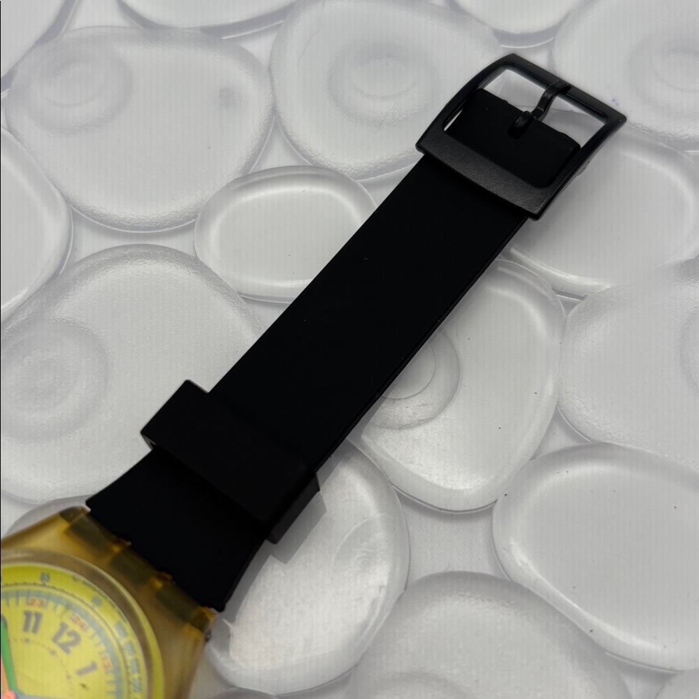 Swatch Watch GK116 LEMON ICEBERG - Picture 3 of 9